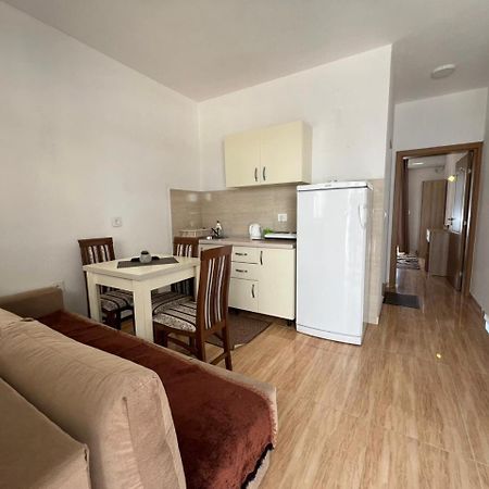 Kontiki Apartments Ulcinj Bagian luar foto